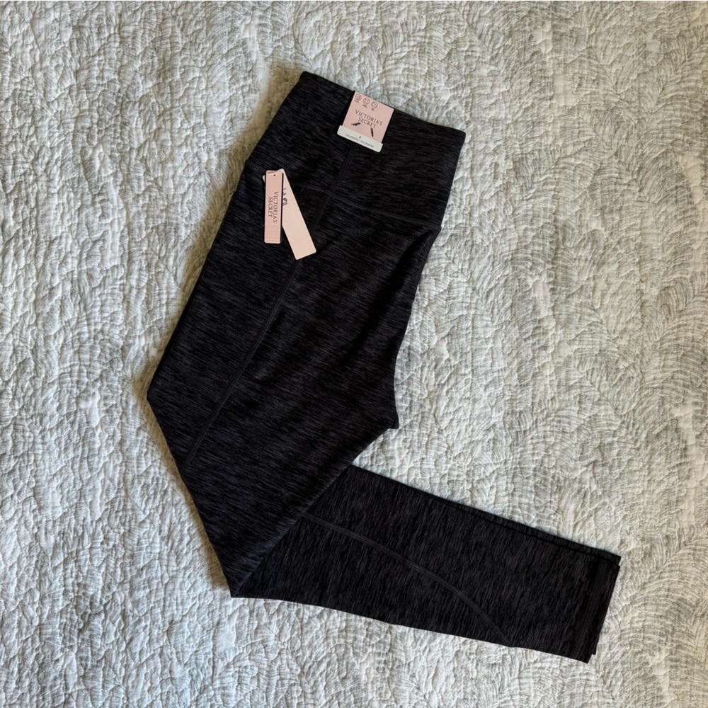 NWT Victoria’s Secret Incredible Essential Leggings (Heather Grey, Size 8) - Picture 3 of 6